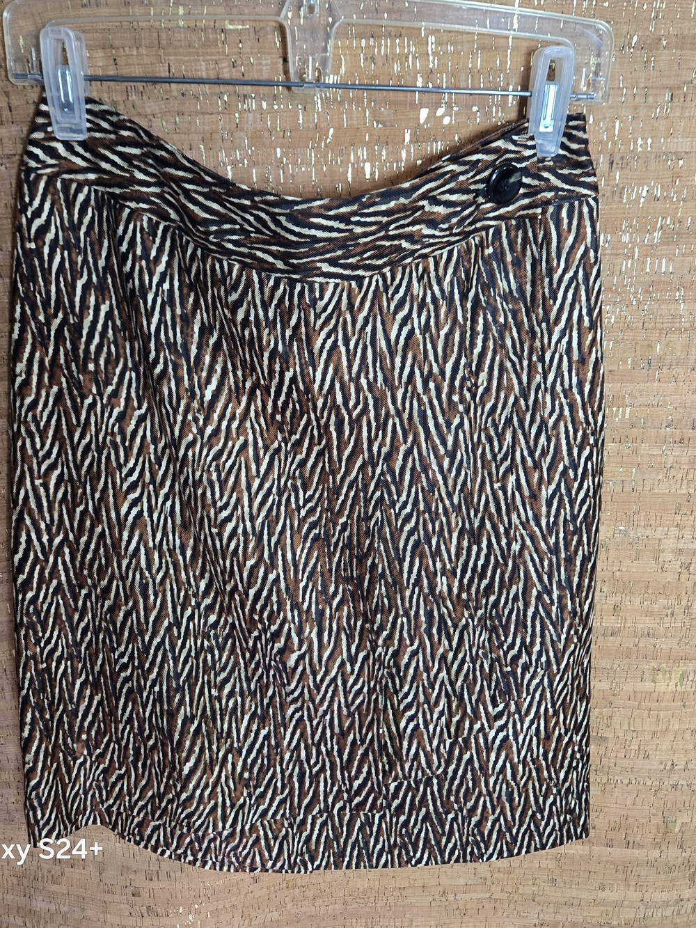 Classiques Entier Brown and Cream Zigzag Pencil Skirt with Button Waist